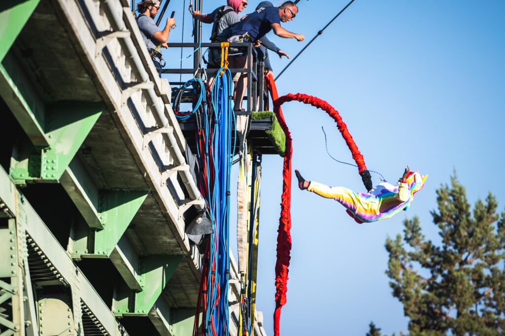 what-is-the-weight-limit-for-bungee-jumping-coba